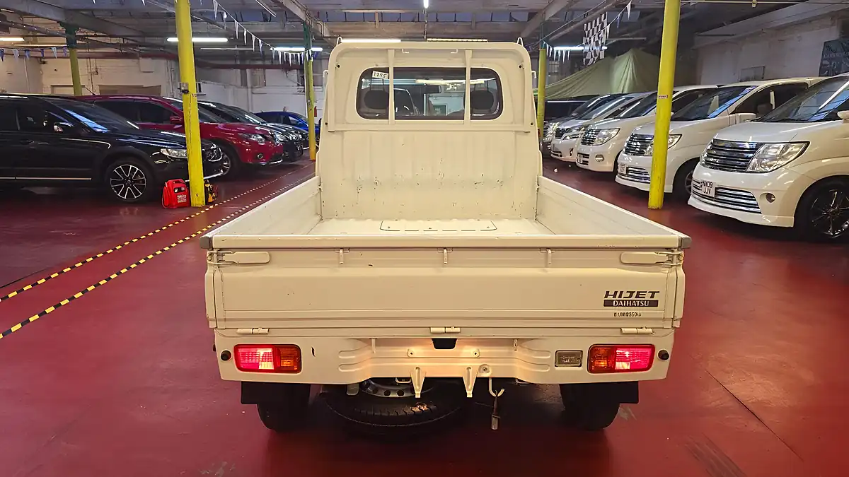 Used 2010 Daihatsu Hijet Dropside White - Interior and Exterior details 12