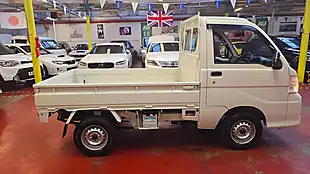 Used 2010 Daihatsu Hijet Dropside White - Interior and Exterior details 9