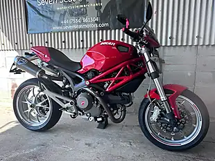 Used 2010 Ducati Monster S Red - Interior and Exterior details 3