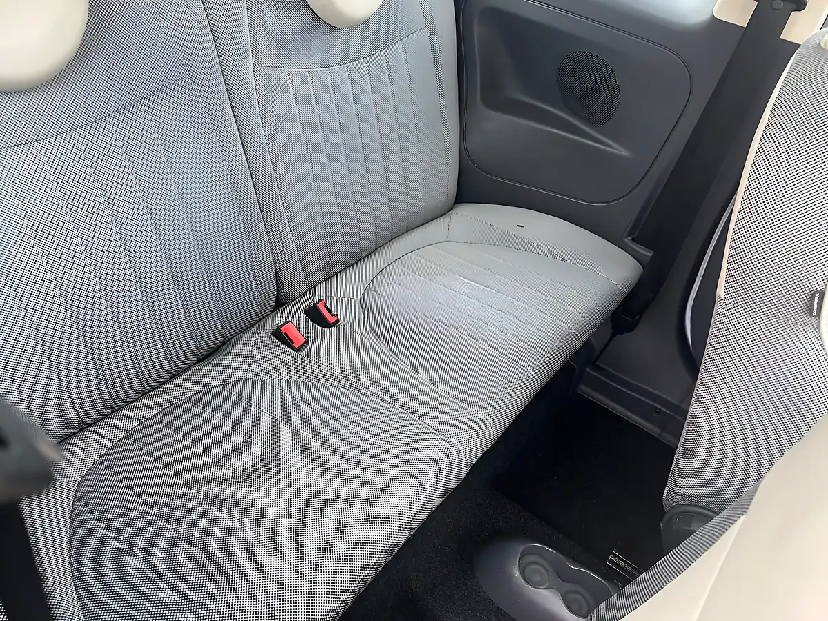 Used 2010 Fiat 500 Lounge Blue - Interior and Exterior details 11