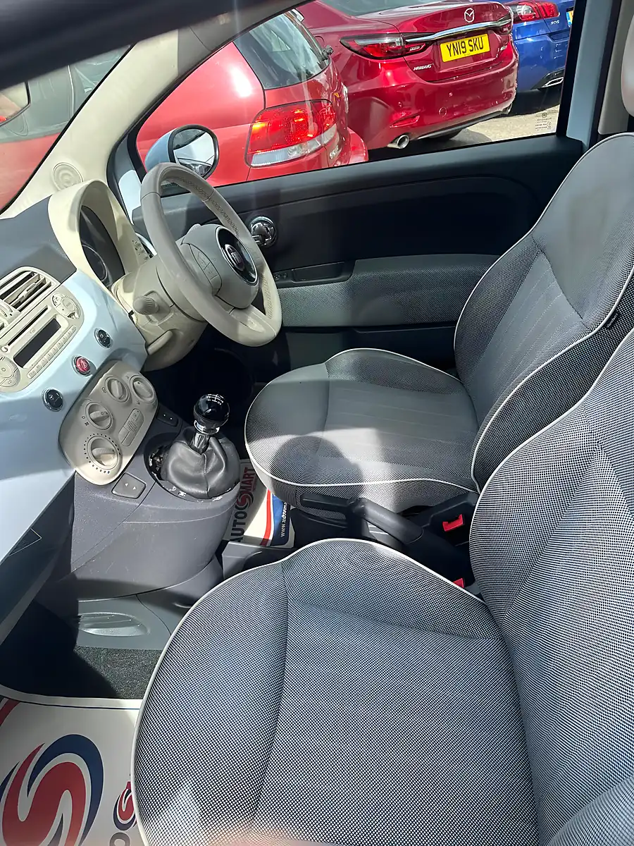 Used 2010 Fiat 500 Lounge Blue - Interior and Exterior details 14
