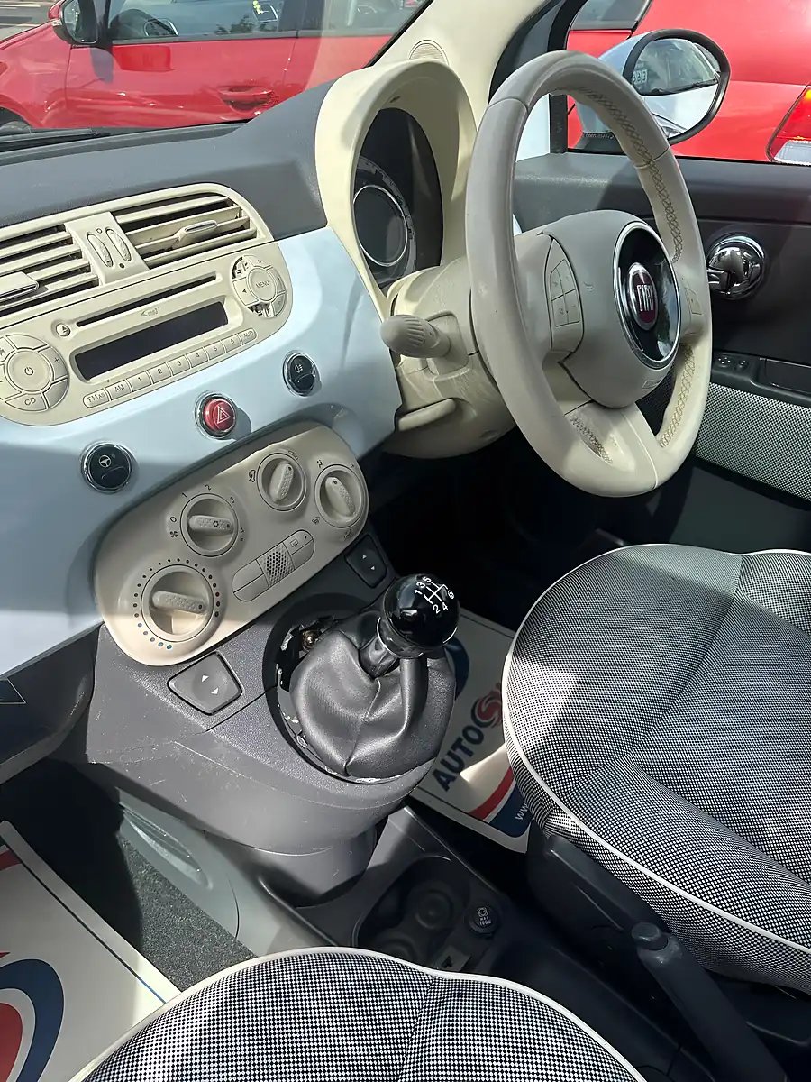 Used 2010 Fiat 500 Lounge Blue - Interior and Exterior details 7