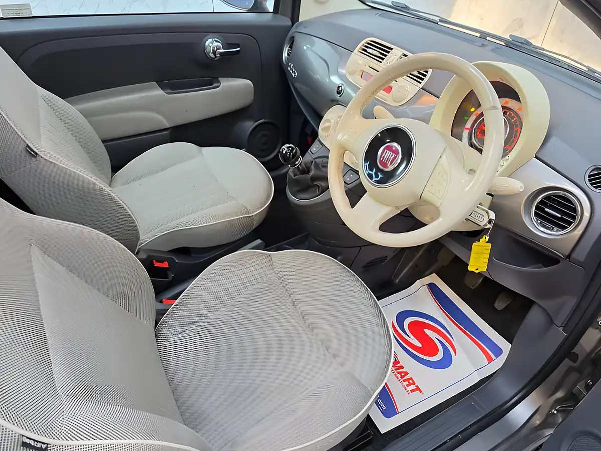 Used 2010 Fiat 500 Lounge Grey - Interior and Exterior details 14