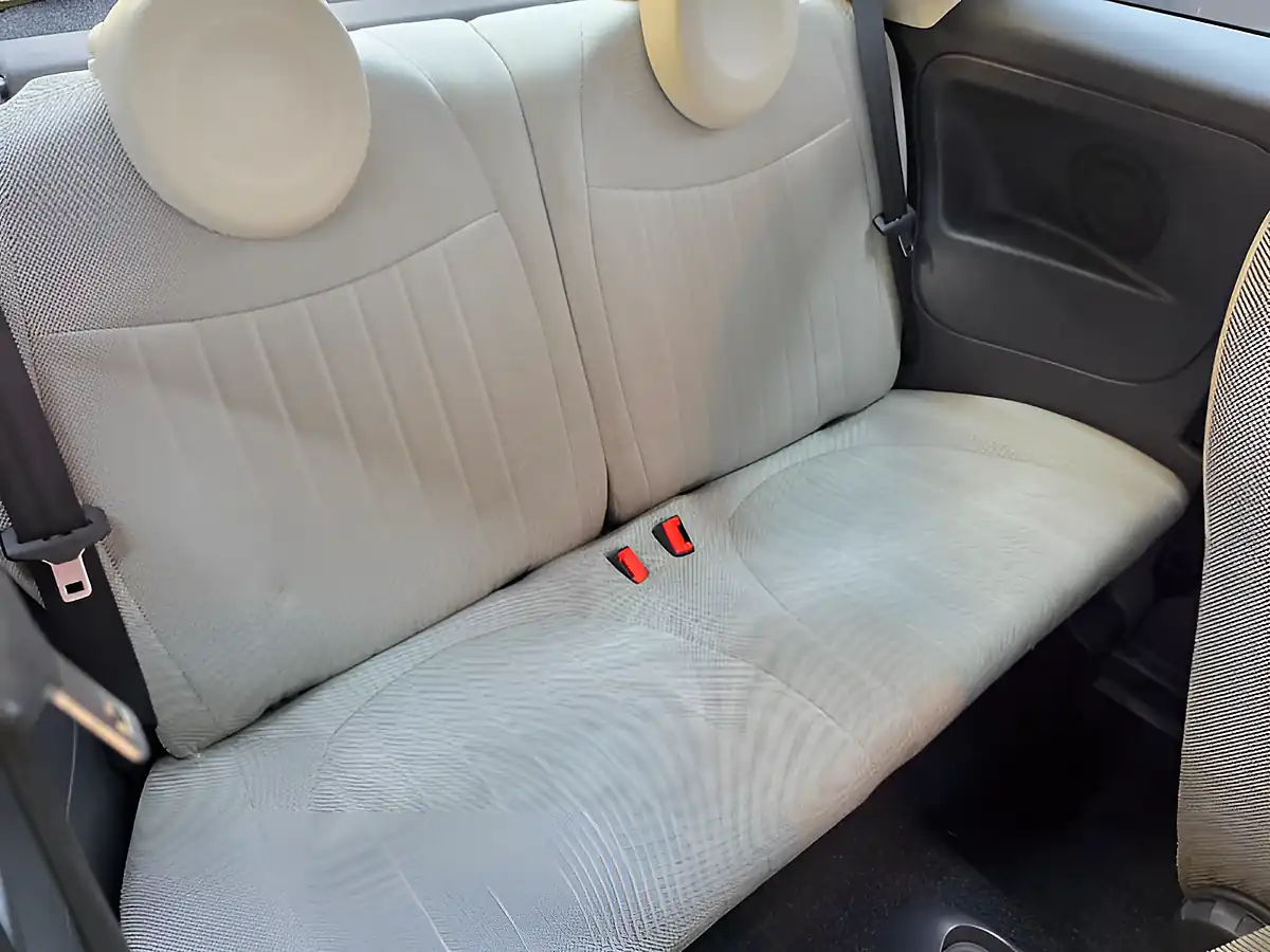 Used 2010 Fiat 500 Lounge Grey - Interior and Exterior details 15