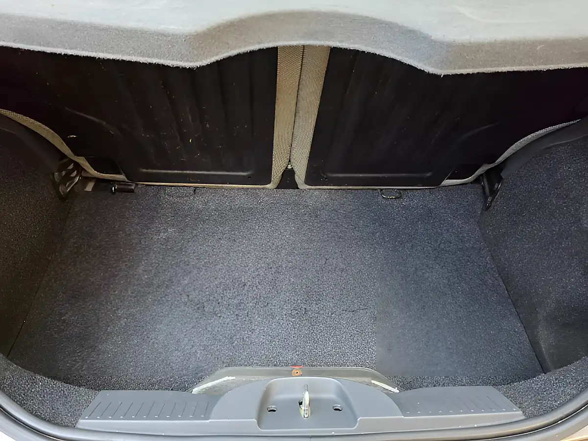 Used 2010 Fiat 500 Lounge Grey - Interior and Exterior details 19