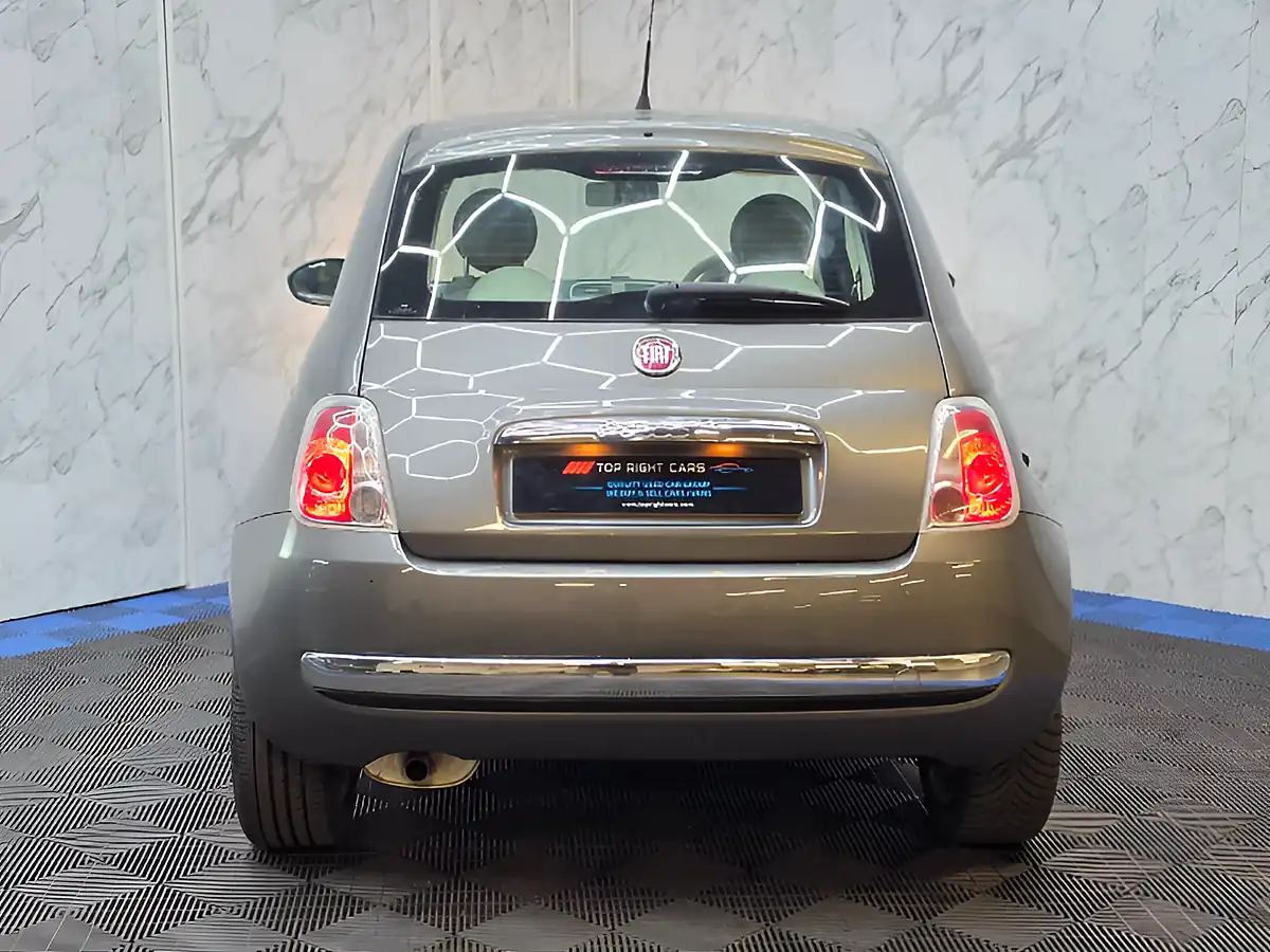 Used 2010 Fiat 500 Lounge Grey - Interior and Exterior details 6