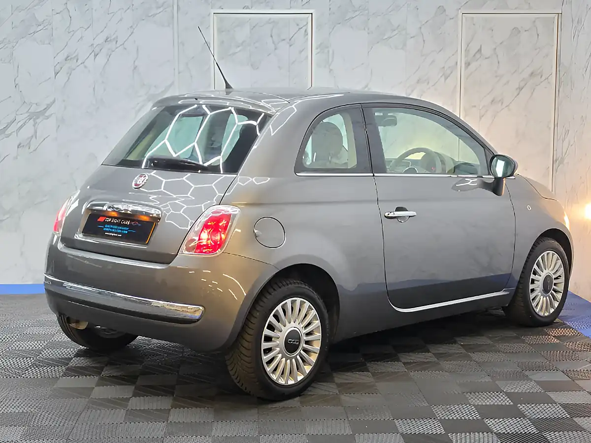 Used 2010 Fiat 500 Lounge Grey - Interior and Exterior details 9