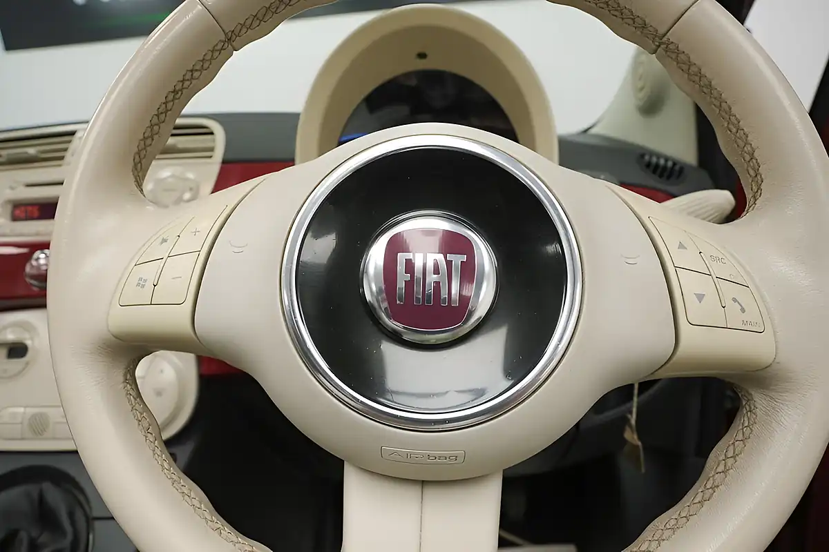 Used 2010 Fiat 500c Lounge Red - Interior and Exterior details 14