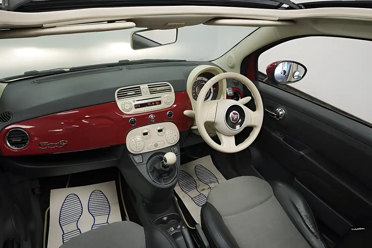 Used 2010 Fiat 500c Lounge Red - Interior and Exterior details 17