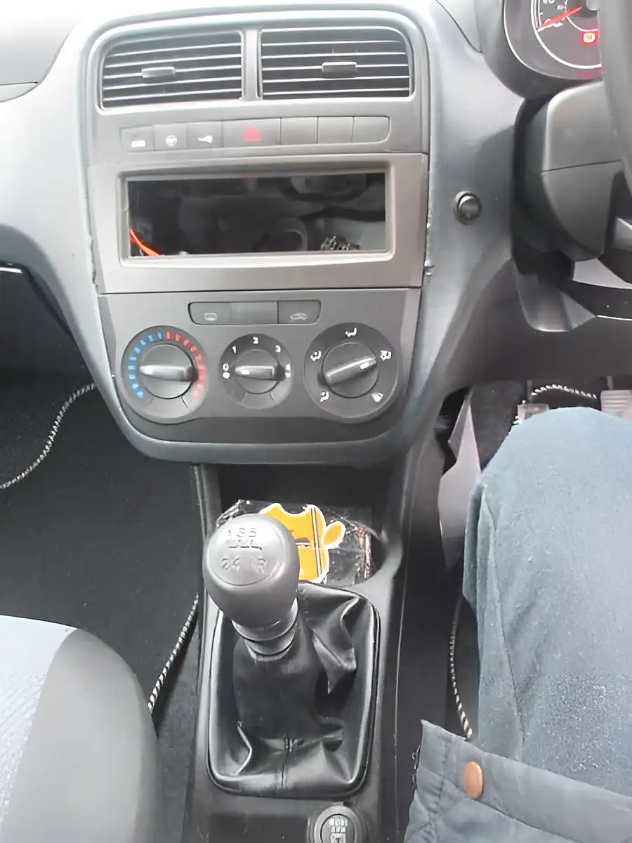 Used 2010 Fiat Grande Punto Silver - Interior and Exterior details 10