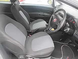 Used 2010 Fiat Grande Punto Silver - Interior and Exterior details 7