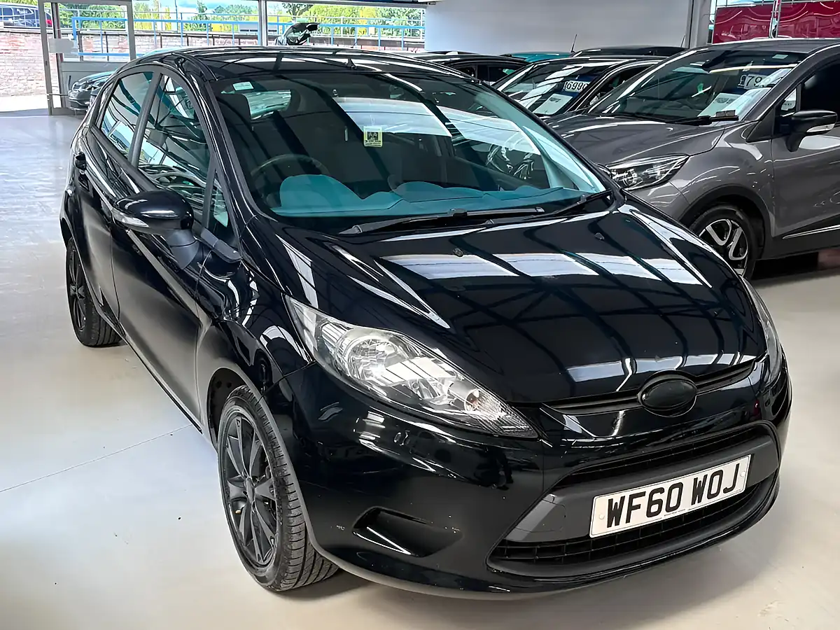 Used 2010 Ford Fiesta Edge Black - Front View