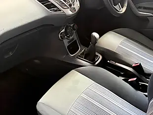 Used 2010 Ford Fiesta Edge Black - Interior and Exterior details 14