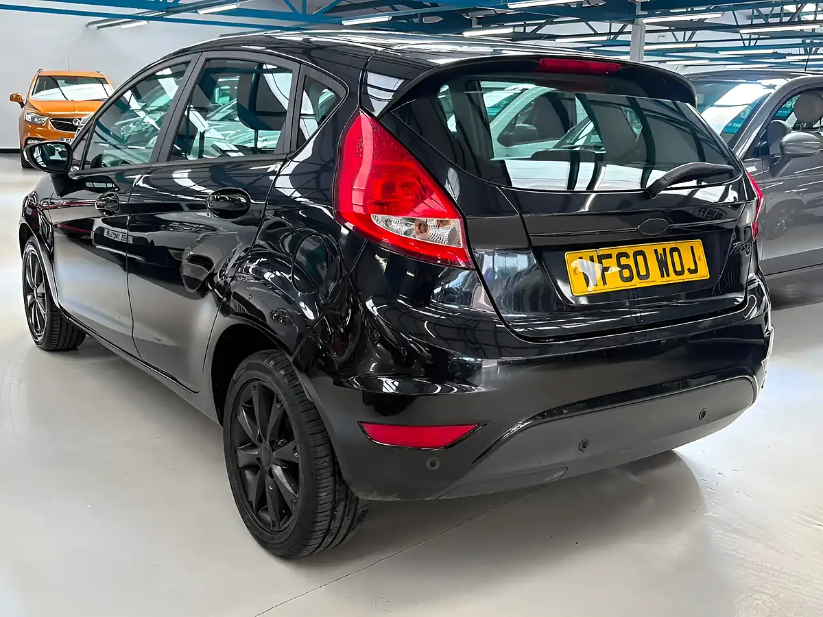 Used 2010 Ford Fiesta Edge Black - Interior and Exterior details 4