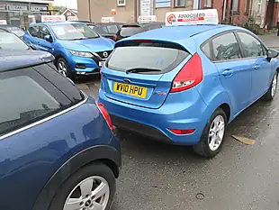 Used 2010 Ford Fiesta Edge Blue - Interior and Exterior details 4