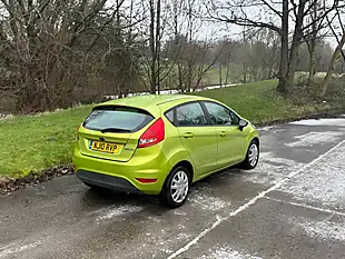 Used 2010 Ford Fiesta Edge Green - Interior and Exterior details 10