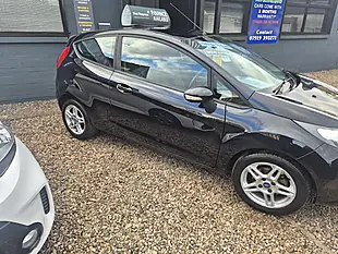 Used 2010 Ford Fiesta Style Black - Interior and Exterior details 7