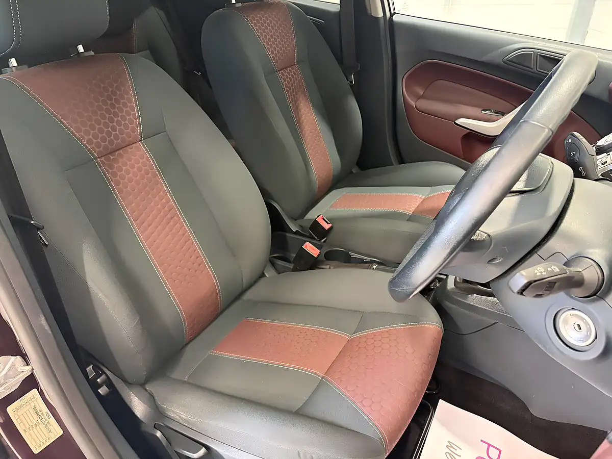 Used 2010 Ford Fiesta Titanium Red - Interior and Exterior details 12