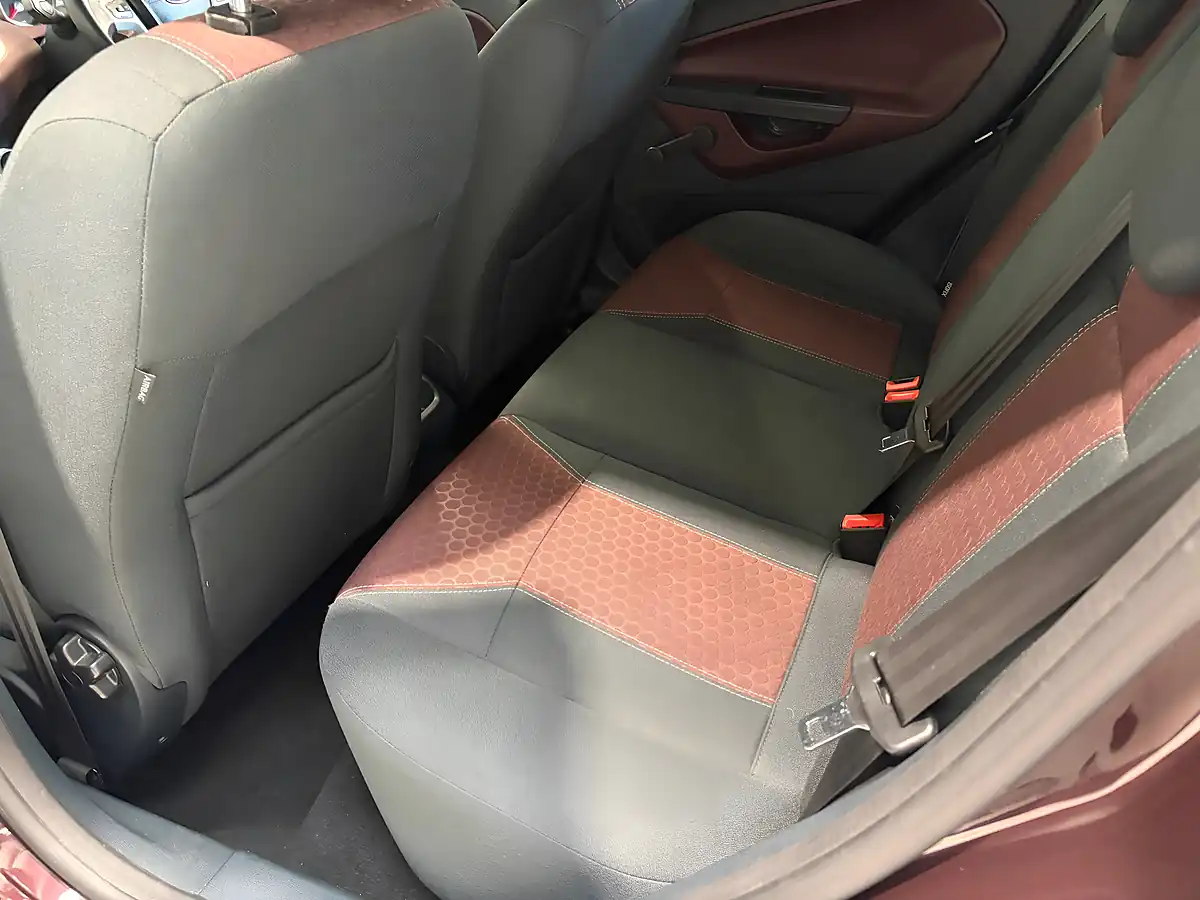 Used 2010 Ford Fiesta Titanium Red - Interior and Exterior details 14