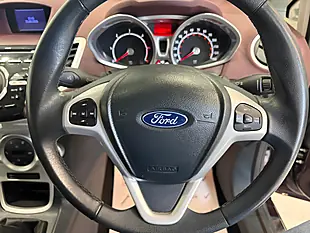 Used 2010 Ford Fiesta Titanium Red - Interior and Exterior details 19