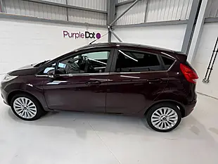 Used 2010 Ford Fiesta Titanium Red - Interior and Exterior details 5
