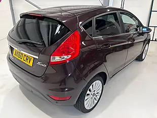 Used 2010 Ford Fiesta Titanium Red - Interior and Exterior details 7