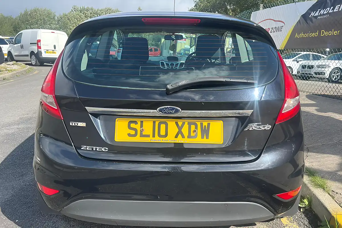 Used 2010 Ford Fiesta Zetec Black - Interior and Exterior details 10