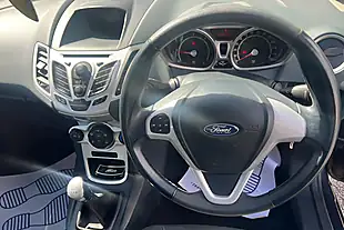 Used 2010 Ford Fiesta Zetec Black - Interior and Exterior details 16