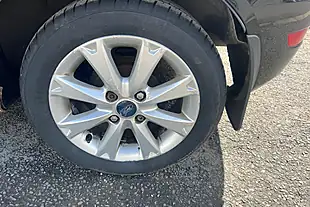 Used 2010 Ford Fiesta Zetec Black - Interior and Exterior details 17