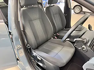 Used 2010 Ford Fiesta Zetec Blue - Interior and Exterior details 17