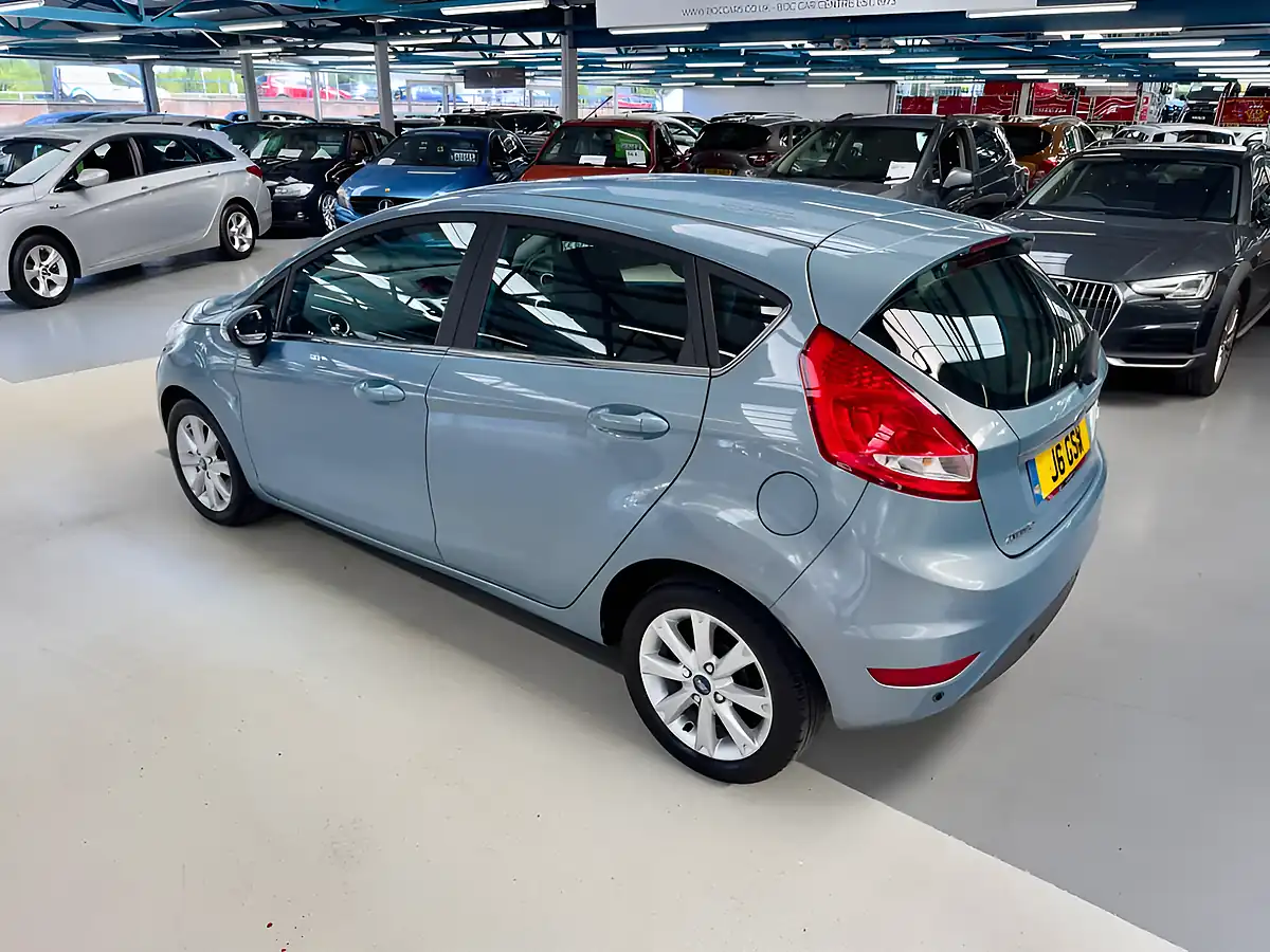 Used 2010 Ford Fiesta Zetec Blue - Interior and Exterior details 4