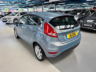 Used 2010 Ford Fiesta Zetec Blue - Interior and Exterior details 8