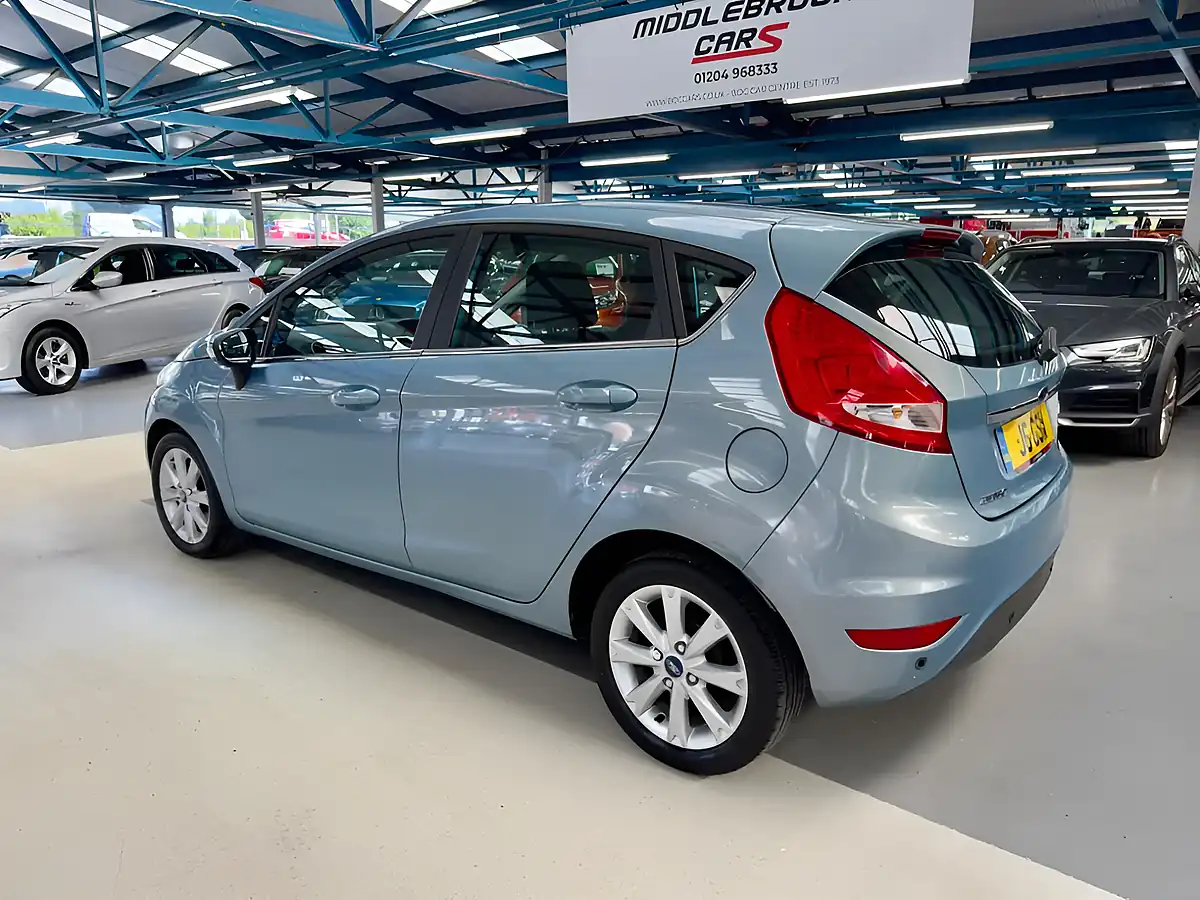 Used 2010 Ford Fiesta Zetec Blue - Interior and Exterior details 9