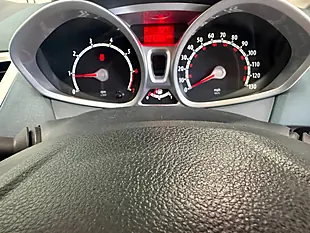 Used 2010 Ford Fiesta Zetec Green - Interior and Exterior details 12