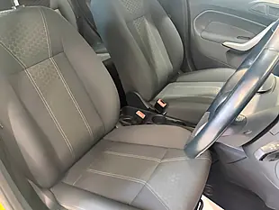 Used 2010 Ford Fiesta Zetec Green - Interior and Exterior details 16