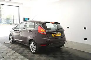 Used 2010 Ford Fiesta Zetec Red - Interior and Exterior details 3