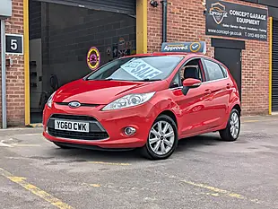 Used 2010 Ford Fiesta Zetec Red - Interior and Exterior details 2