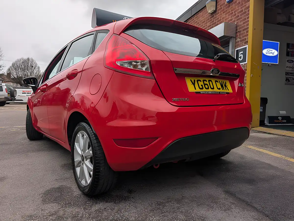Used 2010 Ford Fiesta Zetec Red - Interior and Exterior details 3