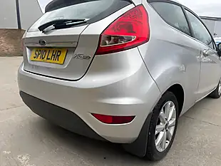 Used 2010 Ford Fiesta Zetec Silver - Interior and Exterior details 12