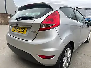 Used 2010 Ford Fiesta Zetec Silver - Interior and Exterior details 14