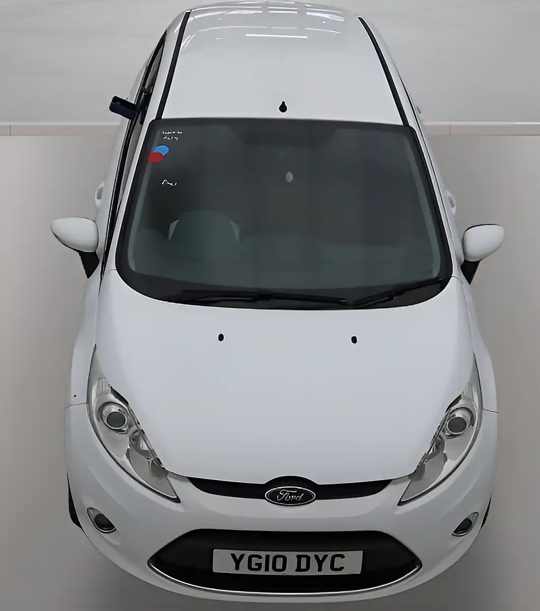 Used 2010 Ford Fiesta Zetec White - Interior and Exterior details 4