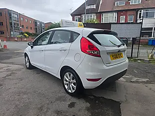 Used 2010 Ford Fiesta Zetec White - Interior and Exterior details 7
