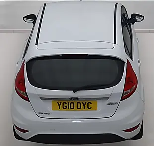 Used 2010 Ford Fiesta Zetec White - Interior and Exterior details 9