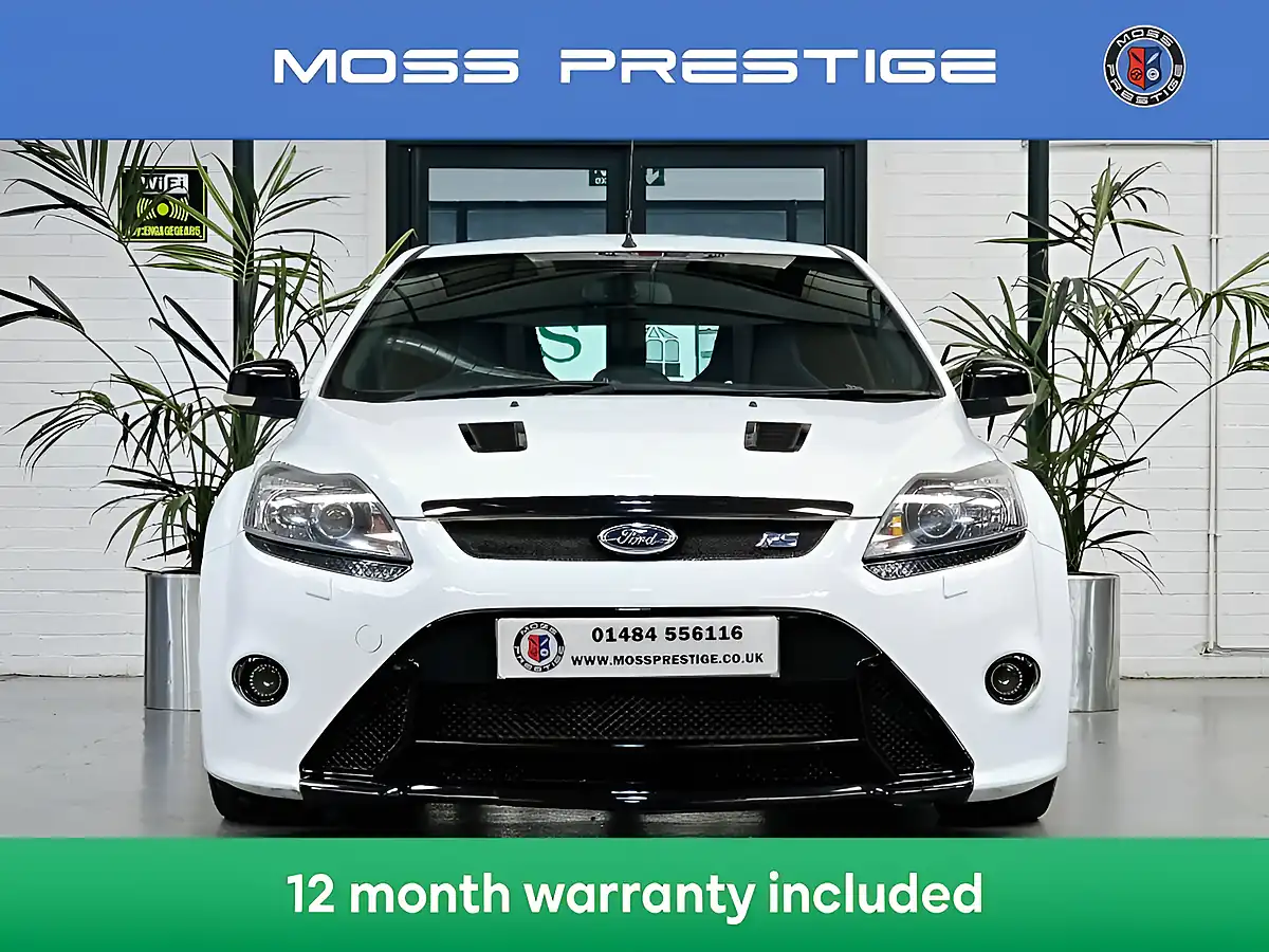 Used 2010 Ford Focus RS White - Interior and Exterior details 4