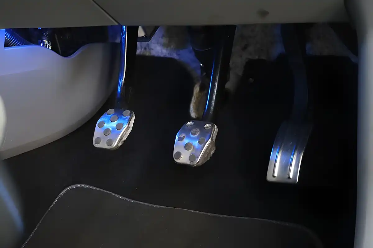 Used 2010 Ford Focus RS White - Interior and Exterior details 12
