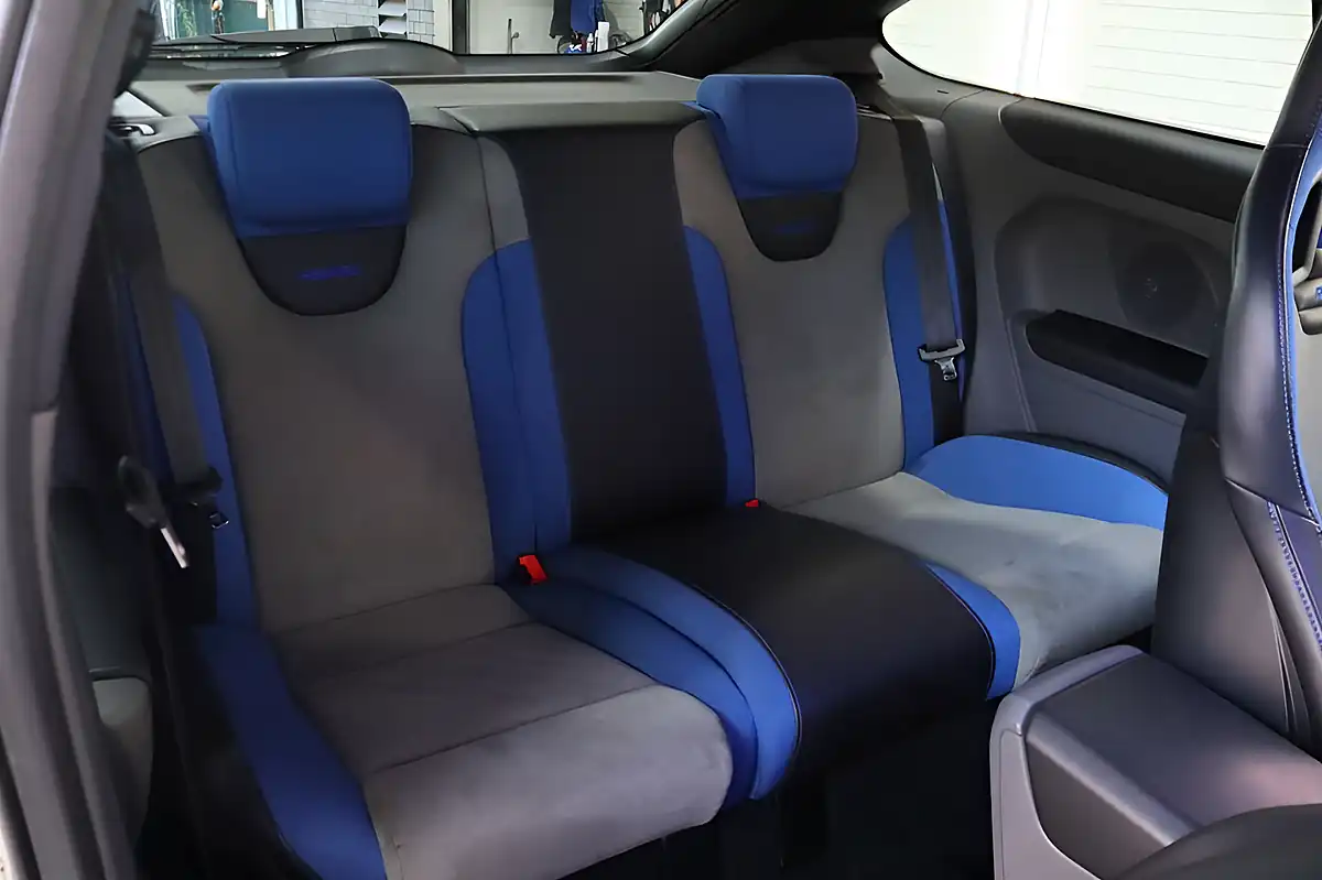 Used 2010 Ford Focus RS White - Interior and Exterior details 15