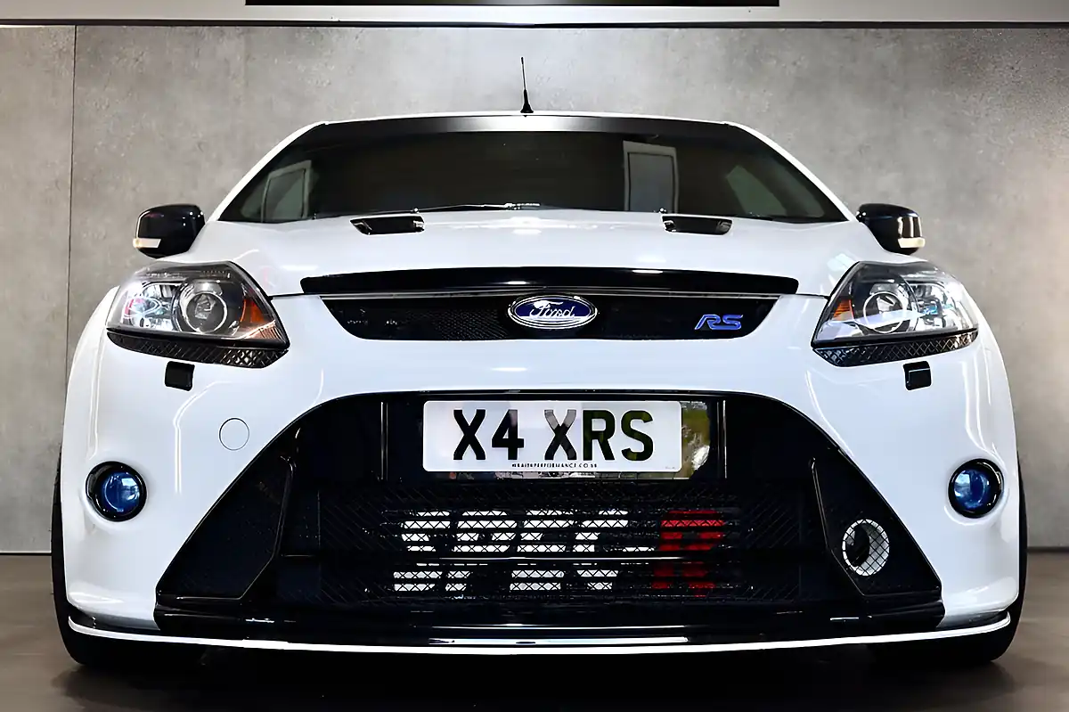 Used 2010 Ford Focus RS White - Interior and Exterior details 19