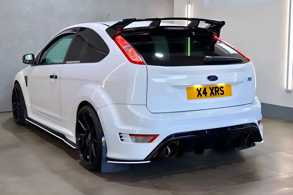 Used 2010 Ford Focus RS White - Interior and Exterior details 2