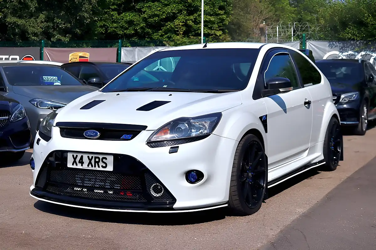 Used 2010 Ford Focus RS White - Interior and Exterior details 20