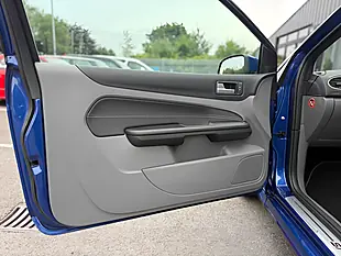 Used 2010 Ford Focus ST-3 Blue - Interior and Exterior details 10